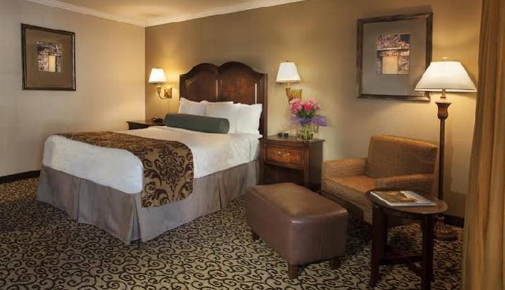 Best Western PLUS Inn at the Vines