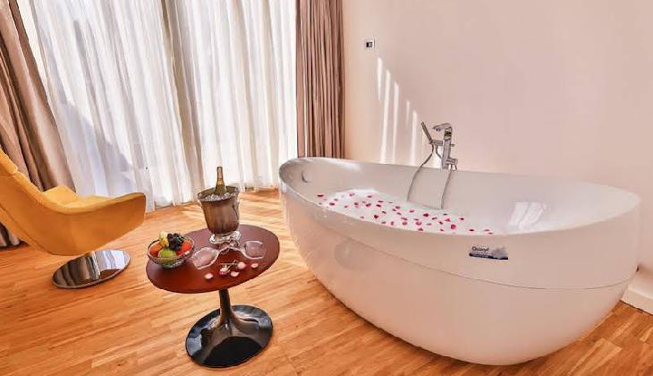 Business Life Boutique Hotel