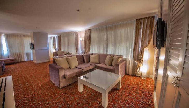 Dream Hill Asia Business Deluxe Hotel