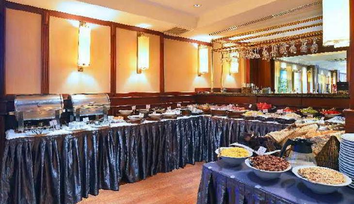 هتل پِرا رُز