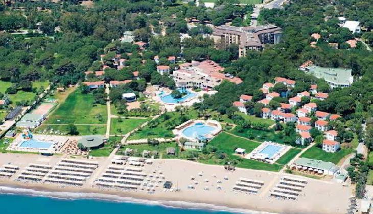 Jacaranda Beach Luxury Club