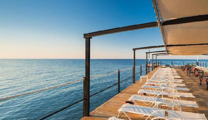 Cornelia De Luxe Resort