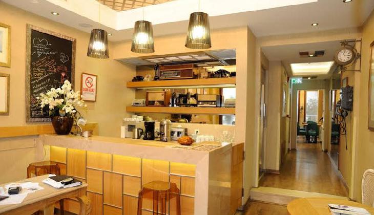 Collage Taksim Hotel