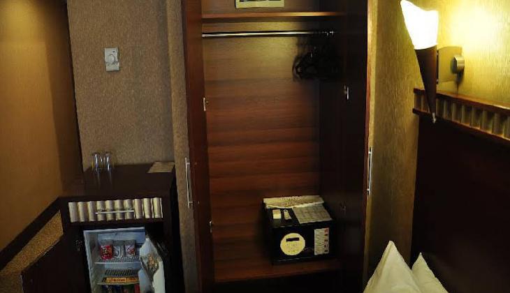 هتل نوا پلازا کریستال