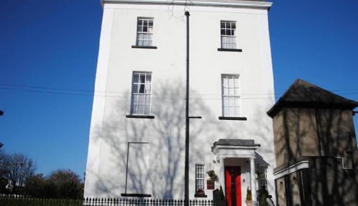 Morehampton Townhouse