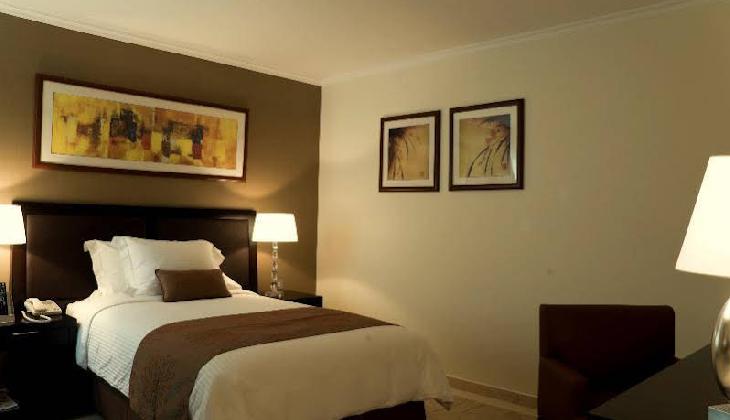 One to One Hotel - The Village