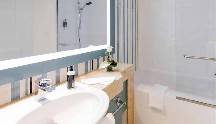 Adagio Fujairah ApartHotel