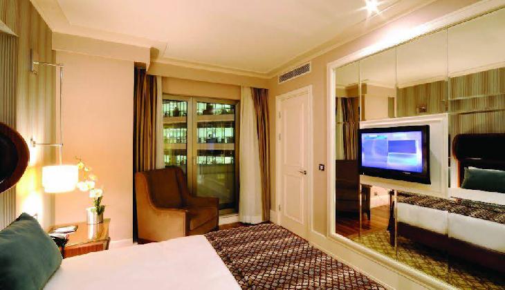 هتل تایتانیک سیتی تکسیم