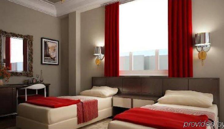 هتل ار سوئیت تکسیم 