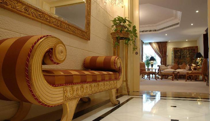 هتل کرون پلازا شیخ زاید