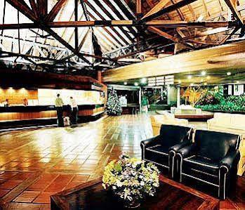 Hotel Harbor Colonial