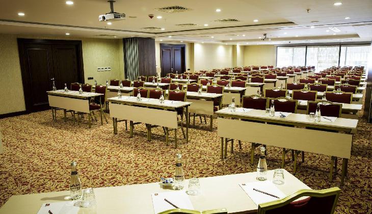 هتل گرند آراس سوئیت