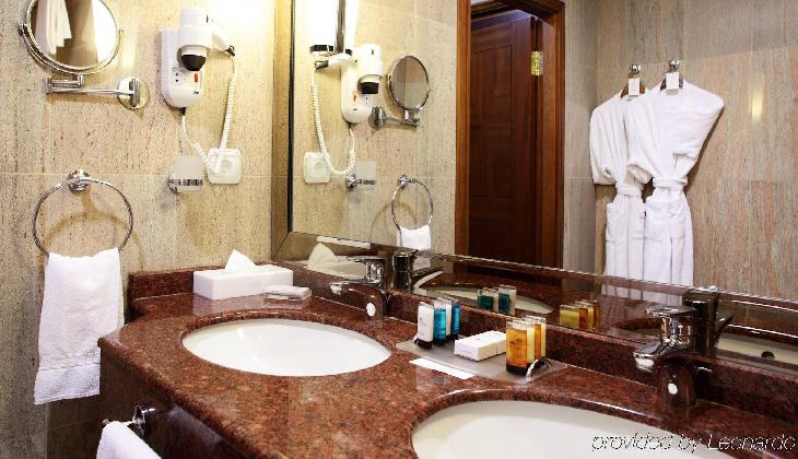 Crowne Plaza Minsk Hotel