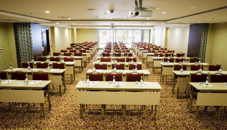 هتل گرند آراس سوئیت