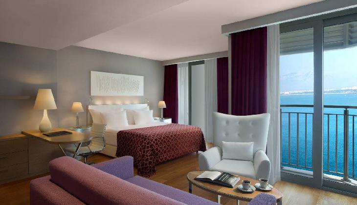 هتل آکرا باروت