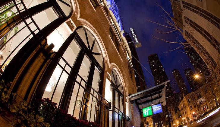 Hotel Cass - A Holiday Inn Express at Magnificent Mile