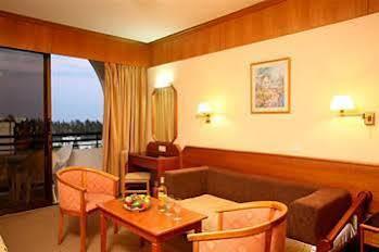 Atlantica Oasis Hotel