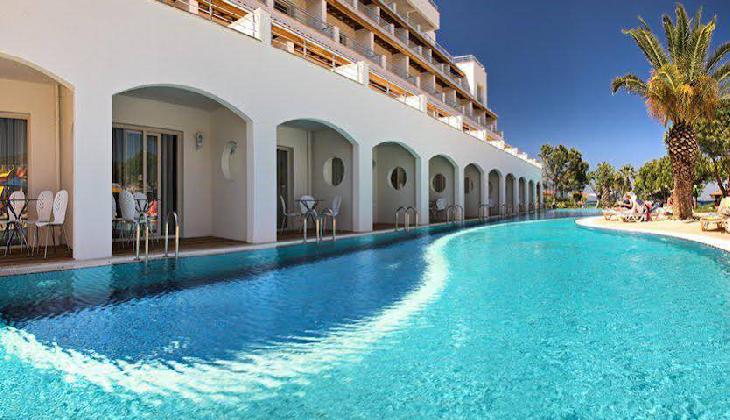 Batihan Beach Resort & Spa