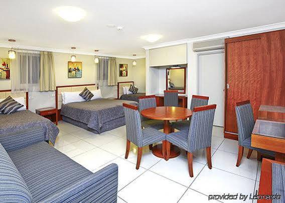 Comfort Inn & Suites Burwood