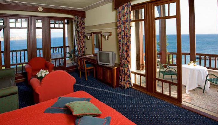 Klassis Resort Hotel