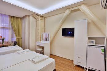 Taxim Umut Hotel
