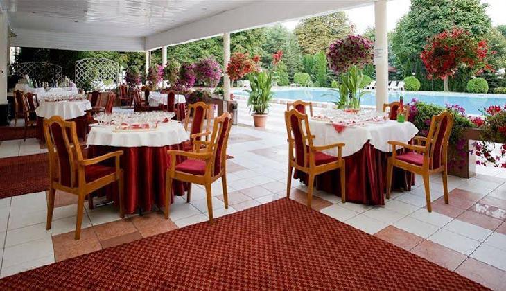 Hotel Ambasador Chojny