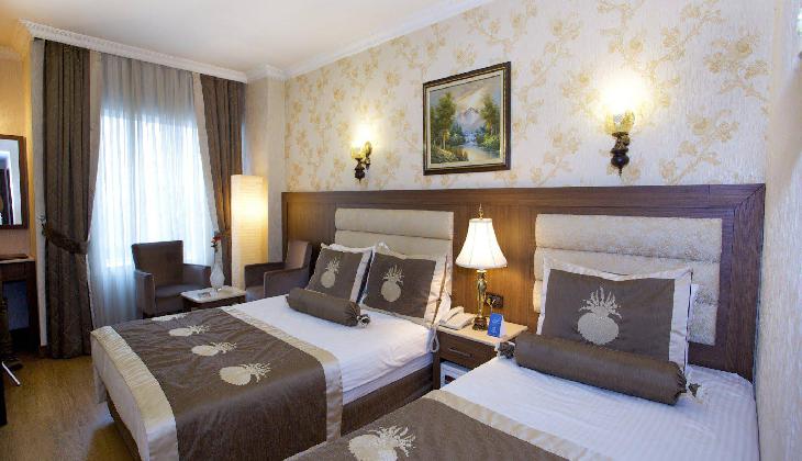 هتل گرند هیلاریوم