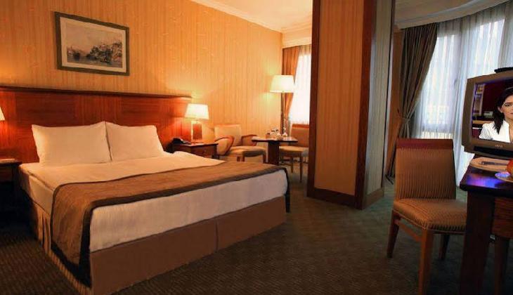 هتل گرند اوزتانیک