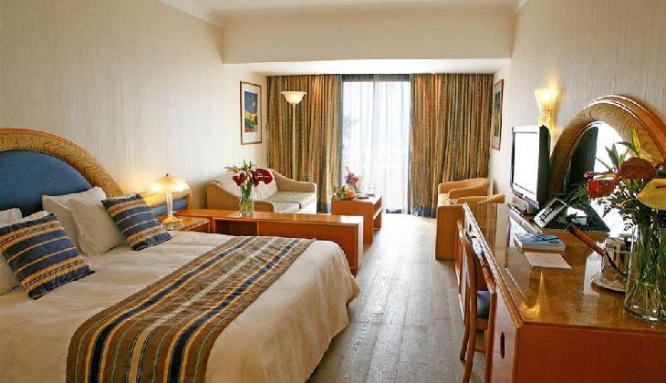 Amathus Beach Hotel Paphos