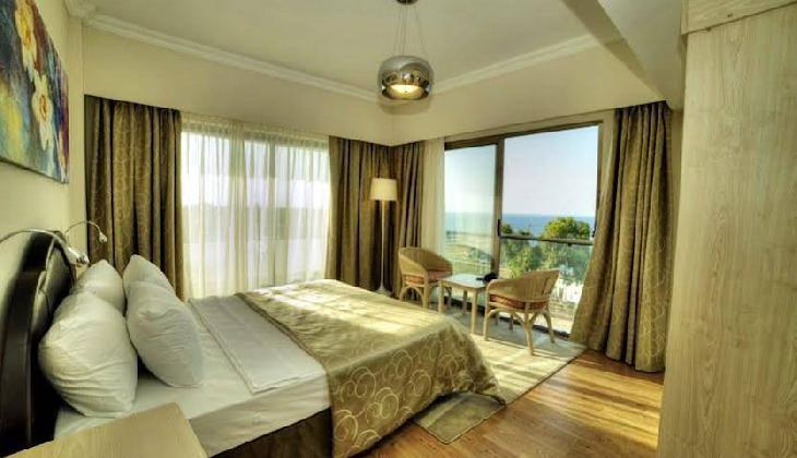 Jasmine Court Hotel Casino