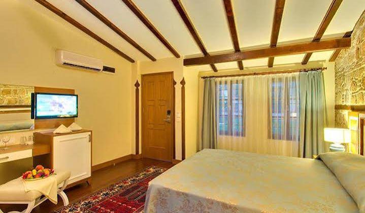 دوگان هتل انتالیا