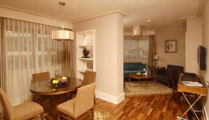 هتل تایتانیک سیتی تکسیم