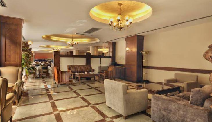 هتل مترو پارک تکسیم