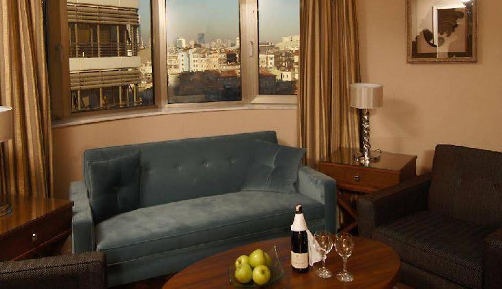 هتل تایتانیک سیتی تکسیم