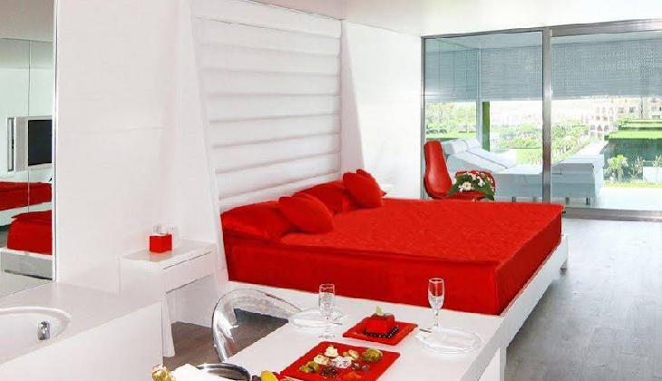 هتل آدم و حوا