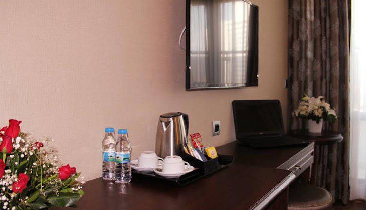 هتل نوا پلازا تکسیم اسکوئر