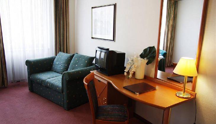 Royal by Centro Comfort