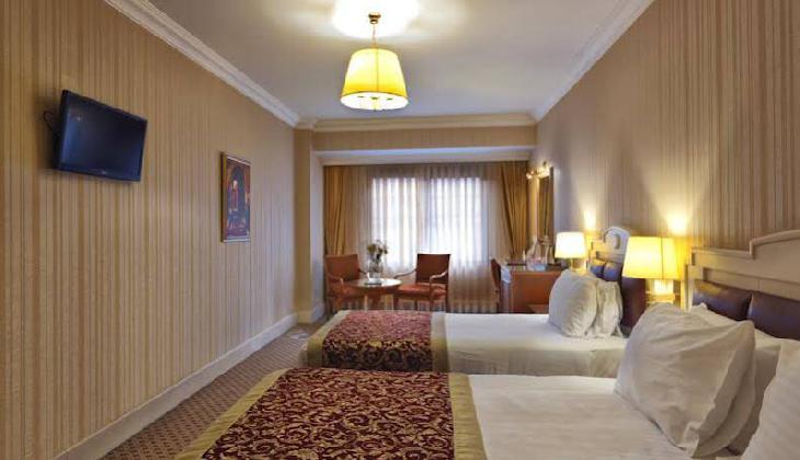 هتل مترو پارک تکسیم