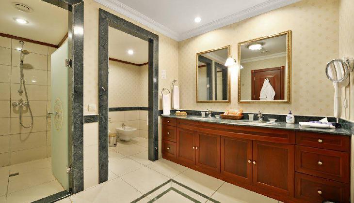 Karinna Hotel Convention & Spa