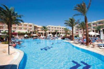 Hilton Sharks Bay Resort
