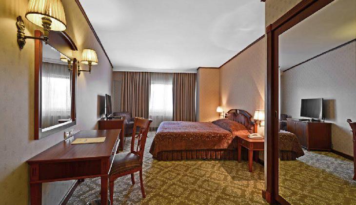 Karinna Hotel Convention & Spa