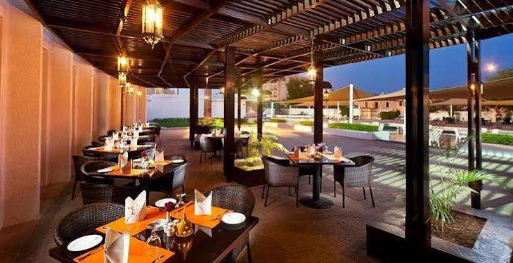 Al Falaj Hotel