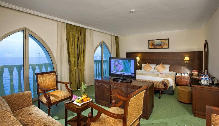 هتل کرون پلازا آنتالیا