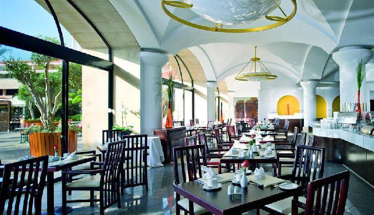 Amathus Beach Hotel Paphos