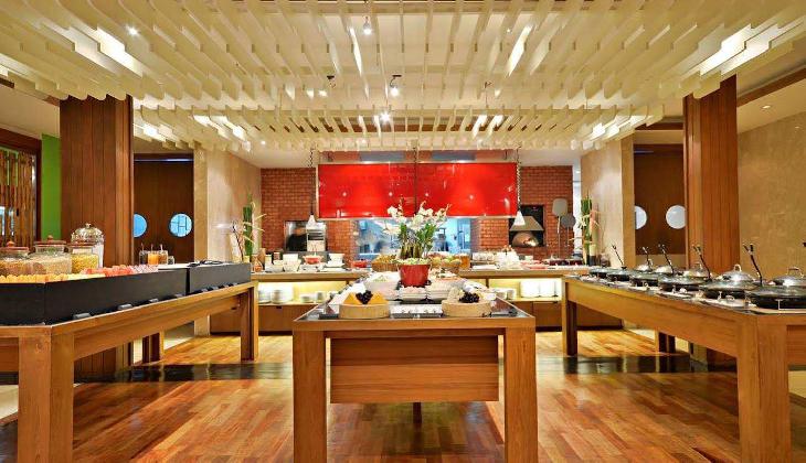 Novotel Phuket Surin Beach Resort