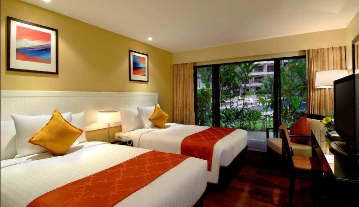 Novotel Phuket Surin Beach Resort