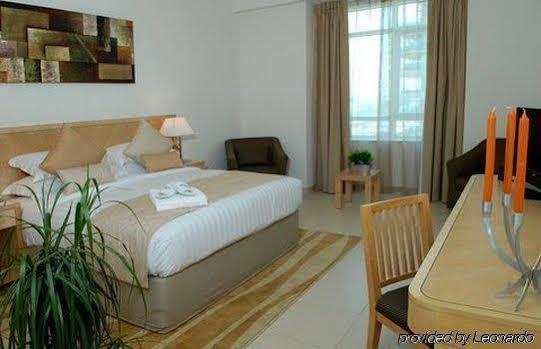 Oaks Liwa Heights Hotel Apartments