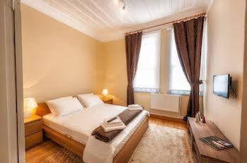 Educa Suites Balat