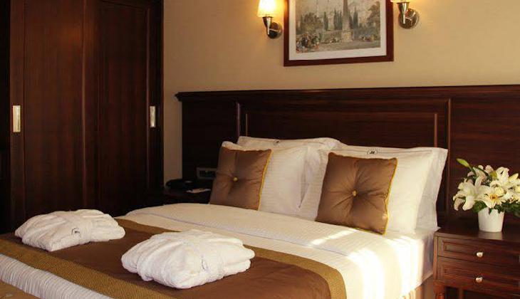 هتل نوا پلازا تکسیم اسکوئر