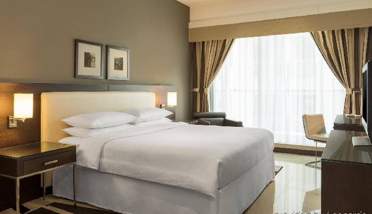 Four Points by Sheraton Sheikh Zayed Road
